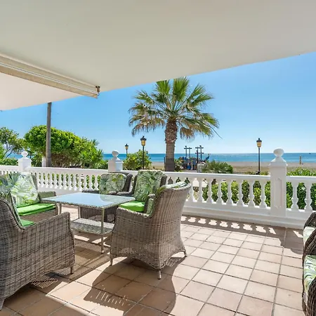 Marina De La Duquesa - Beachfront Lejlighed Manilva